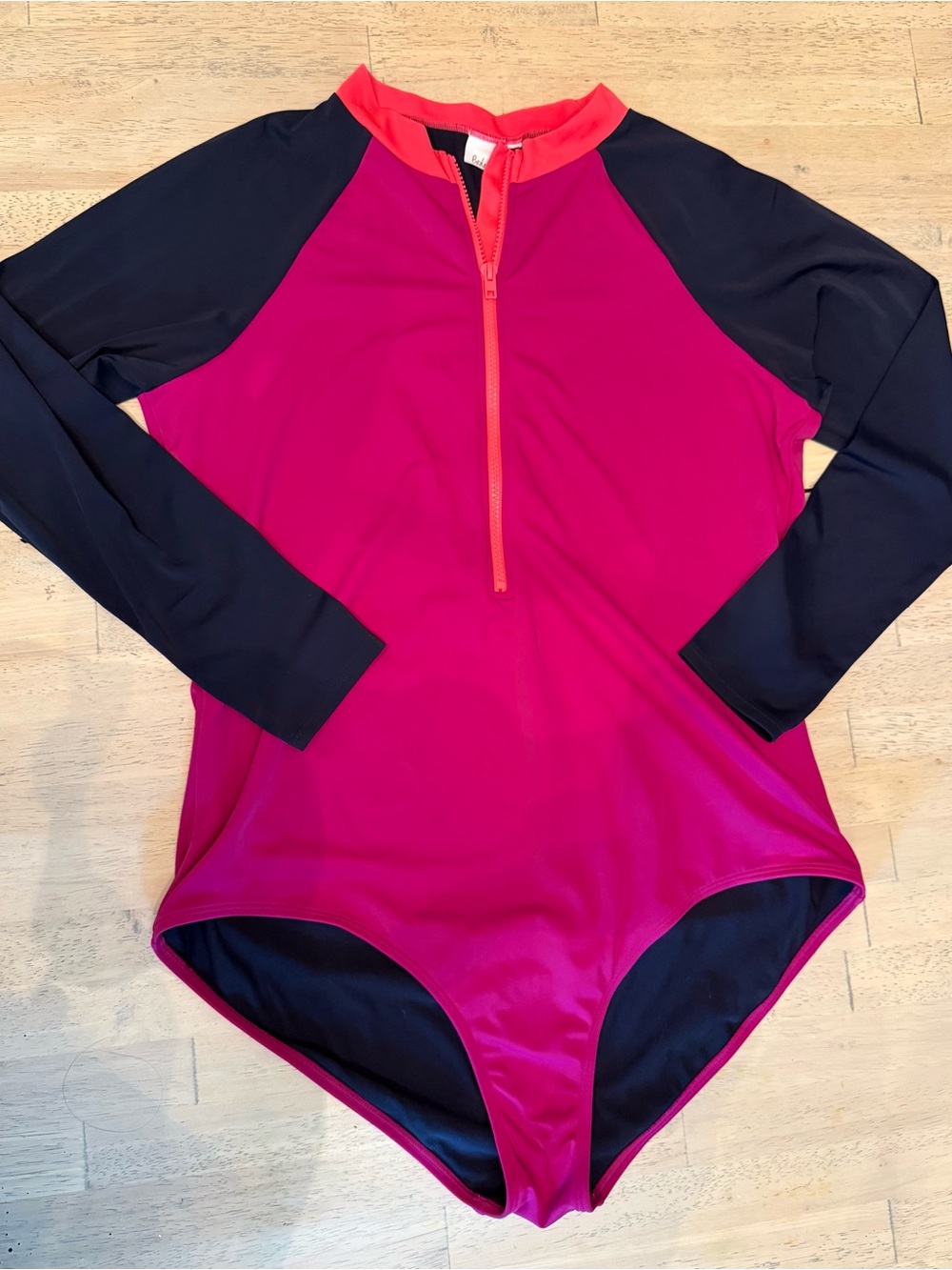 Boden Women’s Colorblock Rashguard with Zipper
